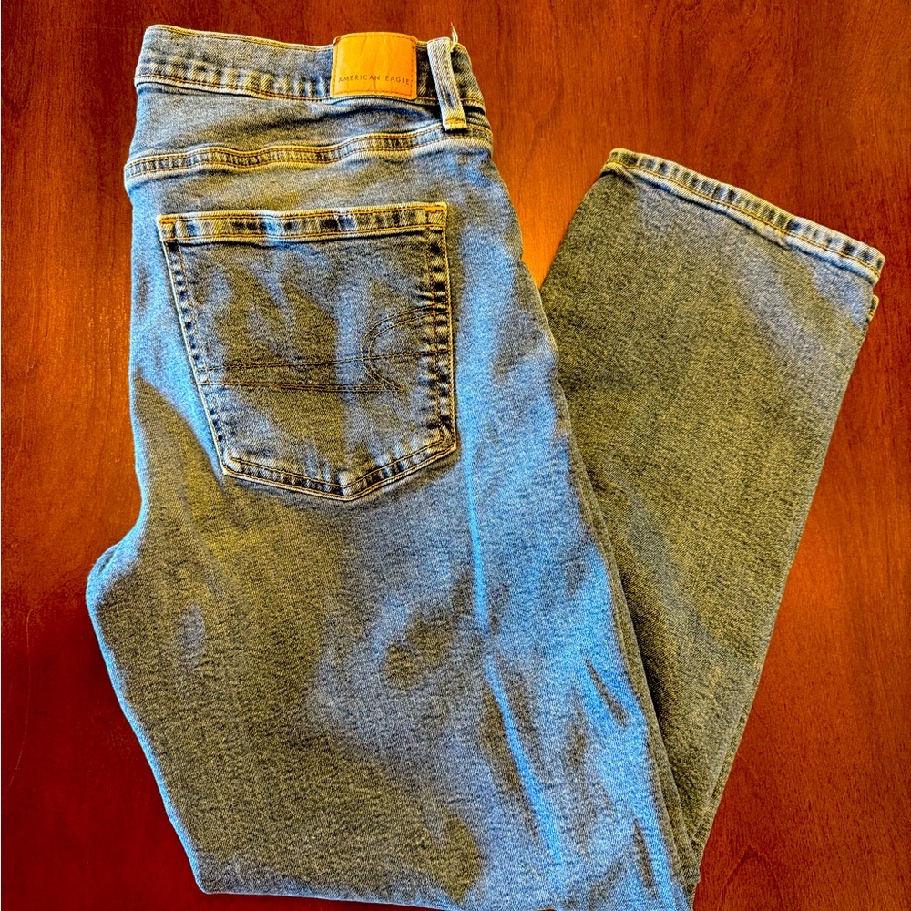American Eagle Outfitters Relaxed Fit Blue Jeans